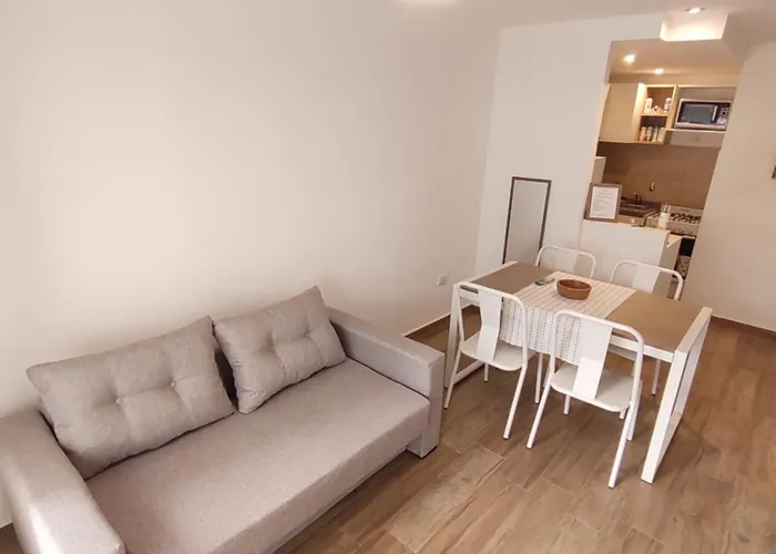 Departamento A Metros De Bv.Orono
